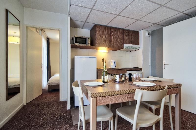 เซนิจูด โฮเทล-เรสซิเดนซ์ นาร์บอน ซองทร์ Aparthotel นาร์บอนน์ ภายนอก รูปภาพ